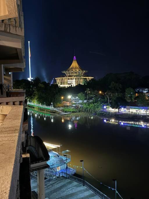 Riverview Home @Waterfront Kch Kuching Eksteriør bilde