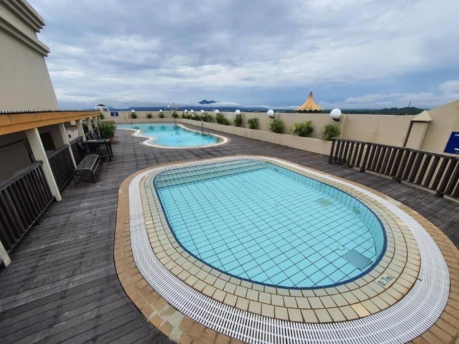 Riverview Home @Waterfront Kch Kuching Eksteriør bilde